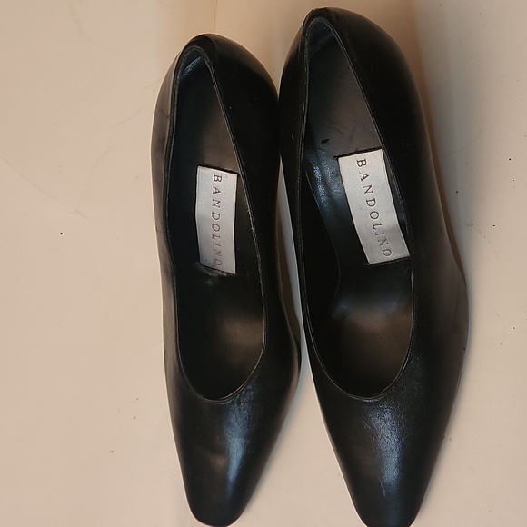 Bandolino Women's Heels Size 9 1/2 M - Picture 3 of 3